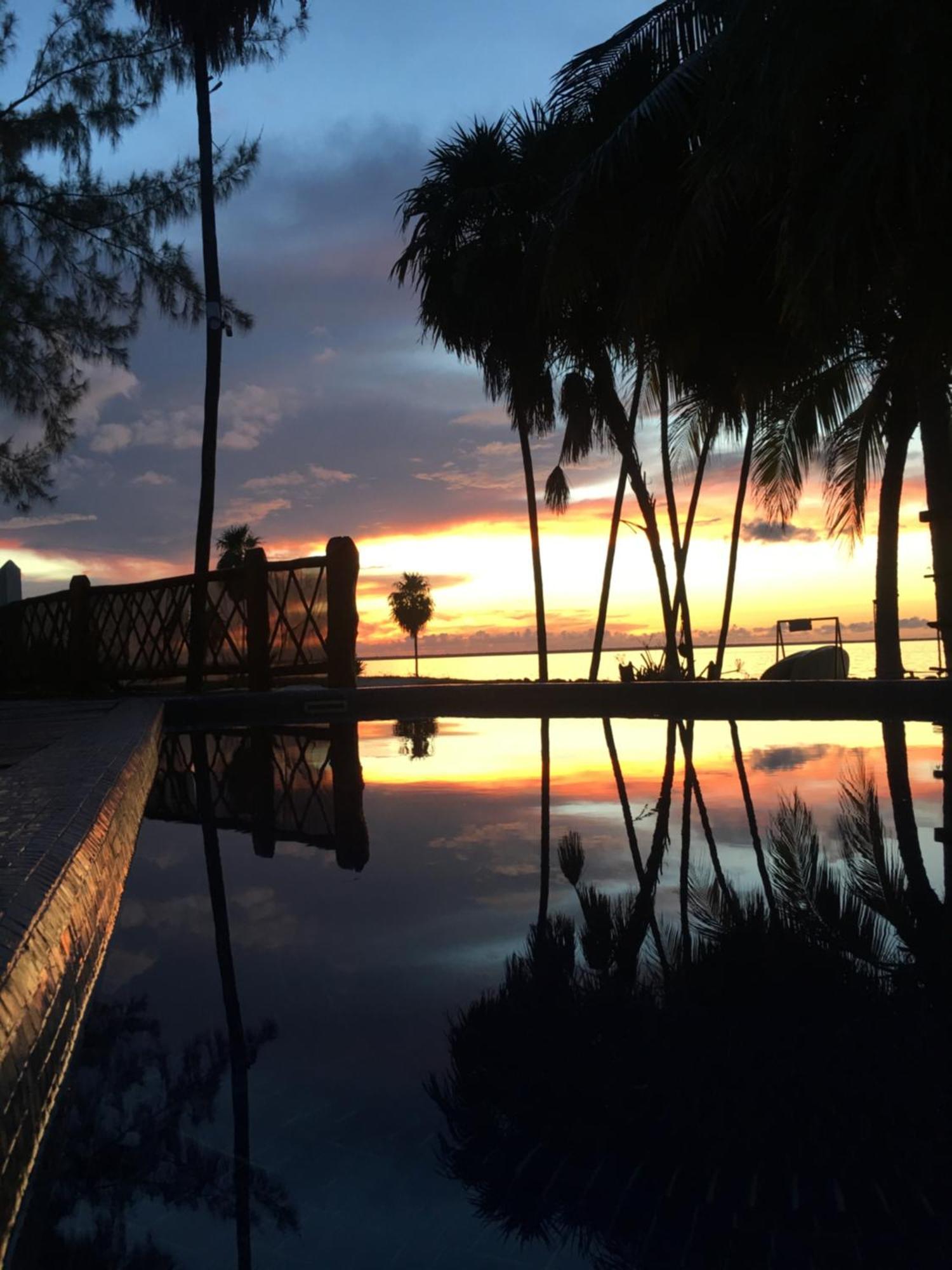 Ikarus Costa Mujeres Eco Lodge Sunset View Cancun Exterior photo